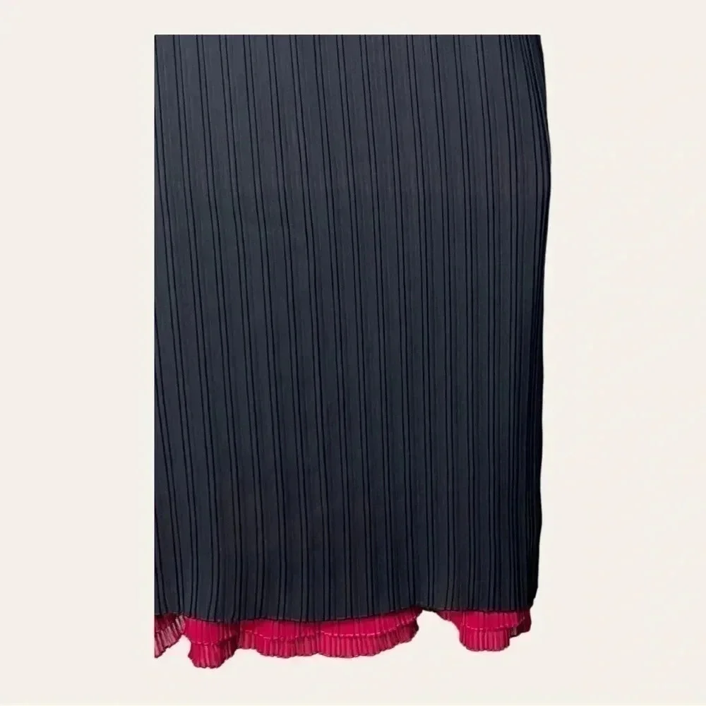 0485W. JUICY COUTURE MINI DRESS ACCORDION BLACK AND PINK IN‎ COLOR SIZE 0